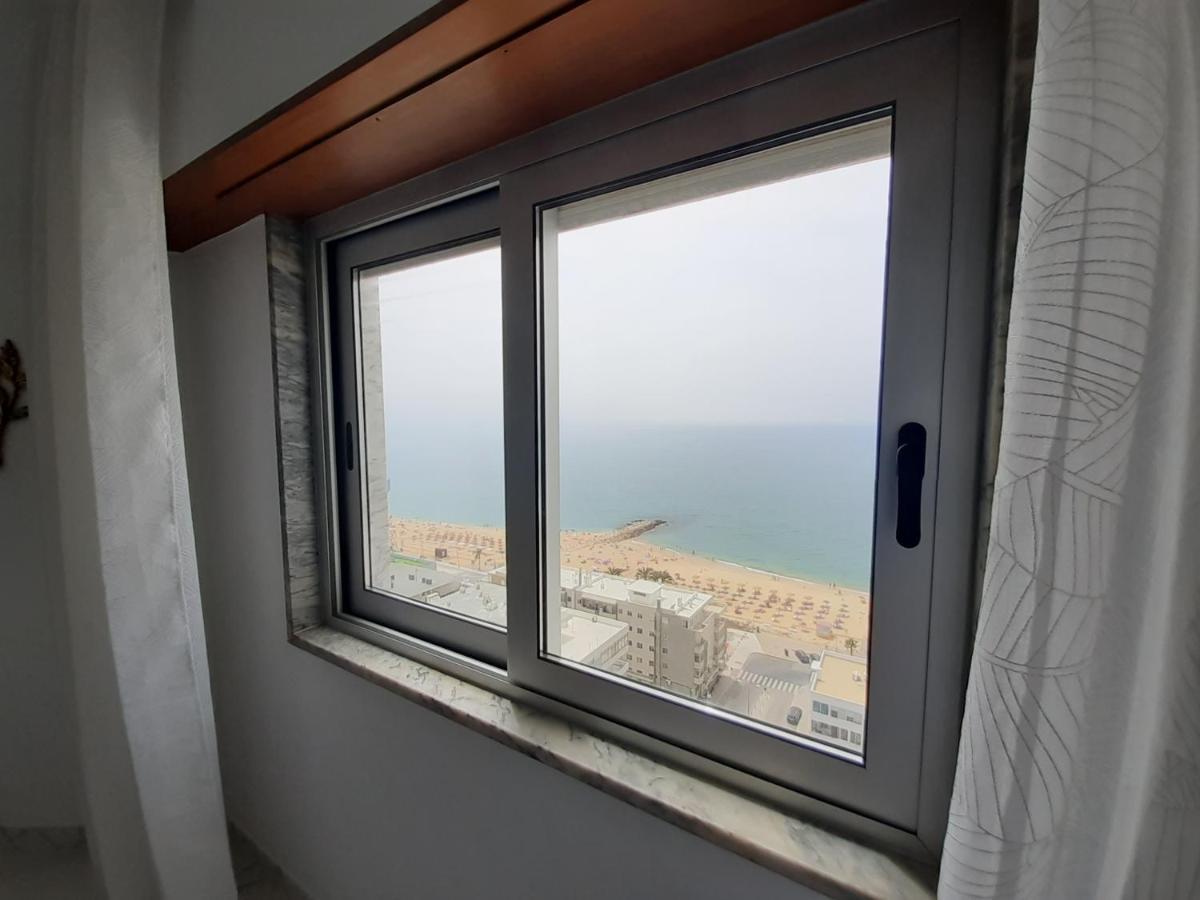 Vista Praia 16- Wifi, Remodelado, 80Mt Praia Quarteira Kültér fotó